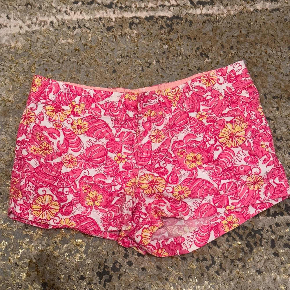 Lilly Pulitzer chum bucket print shorts.